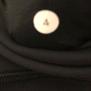 lululemon athletica Pants - Lululemon black legging, sz 4, 66977 lululemon athletica Pants - Lululemon black legging, sz 4, 66977